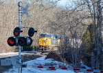 Q425 rounds the bend at Upper Russell Road